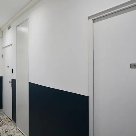 Et Equipe - 2 - Mon Groom Apartment Troyes